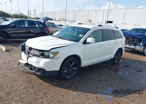 2019 Dodge Journey Crossroad from USA, damaged, VIN 3C4PDCGG3KT694132